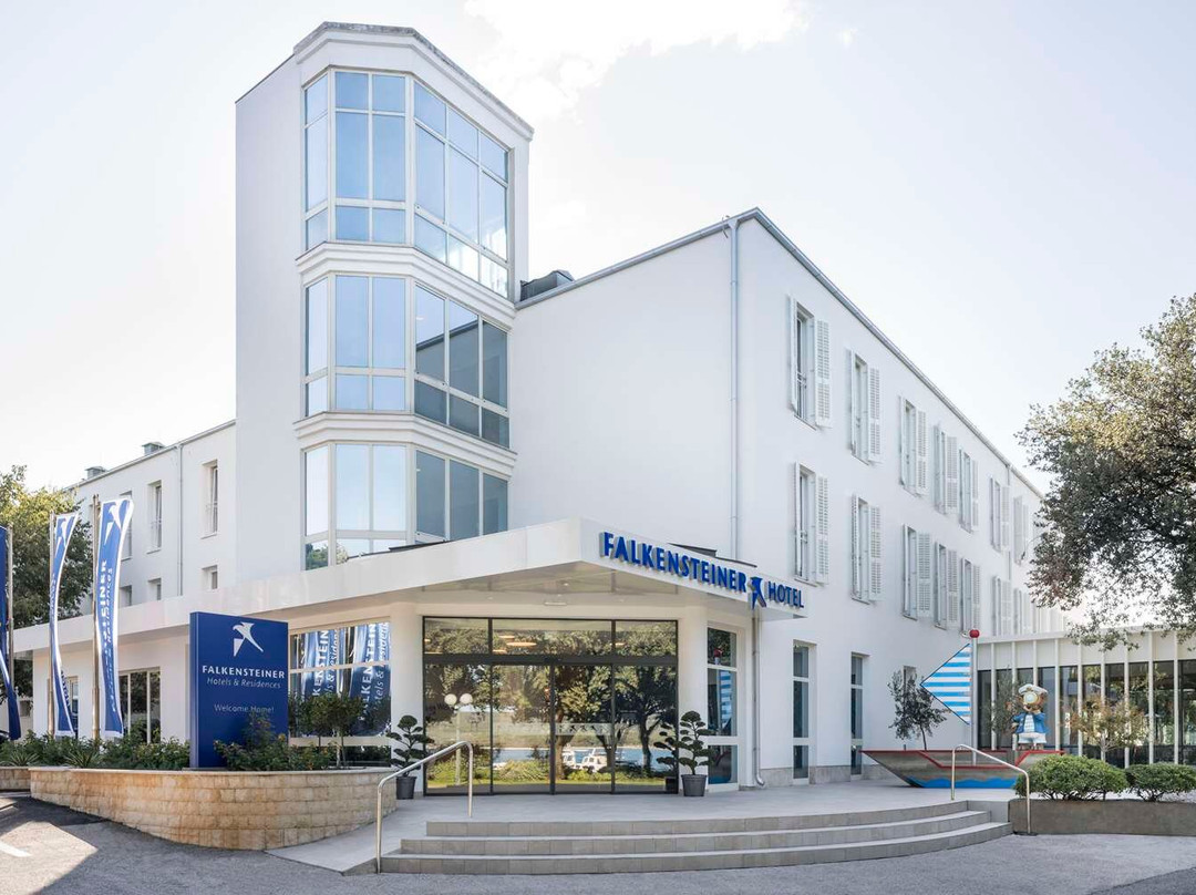 普纳特公园法尔肯斯坦纳全包式酒店