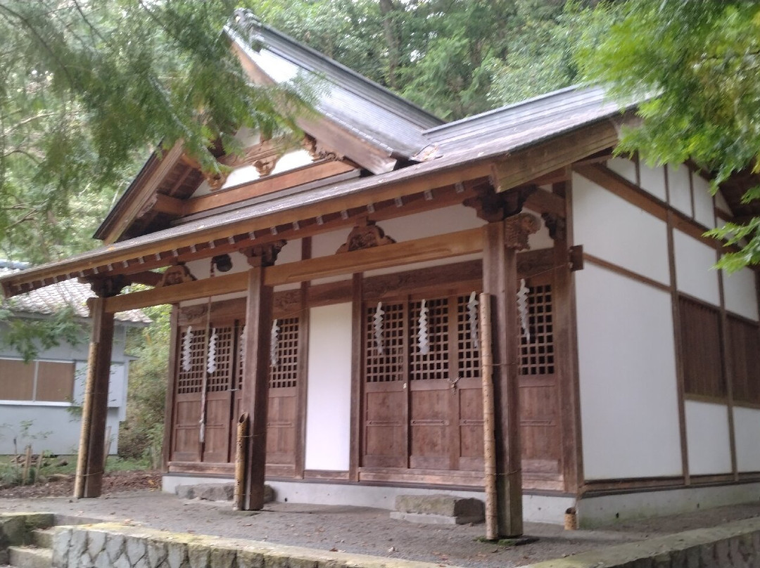 Tametomo Shrine景点图片
