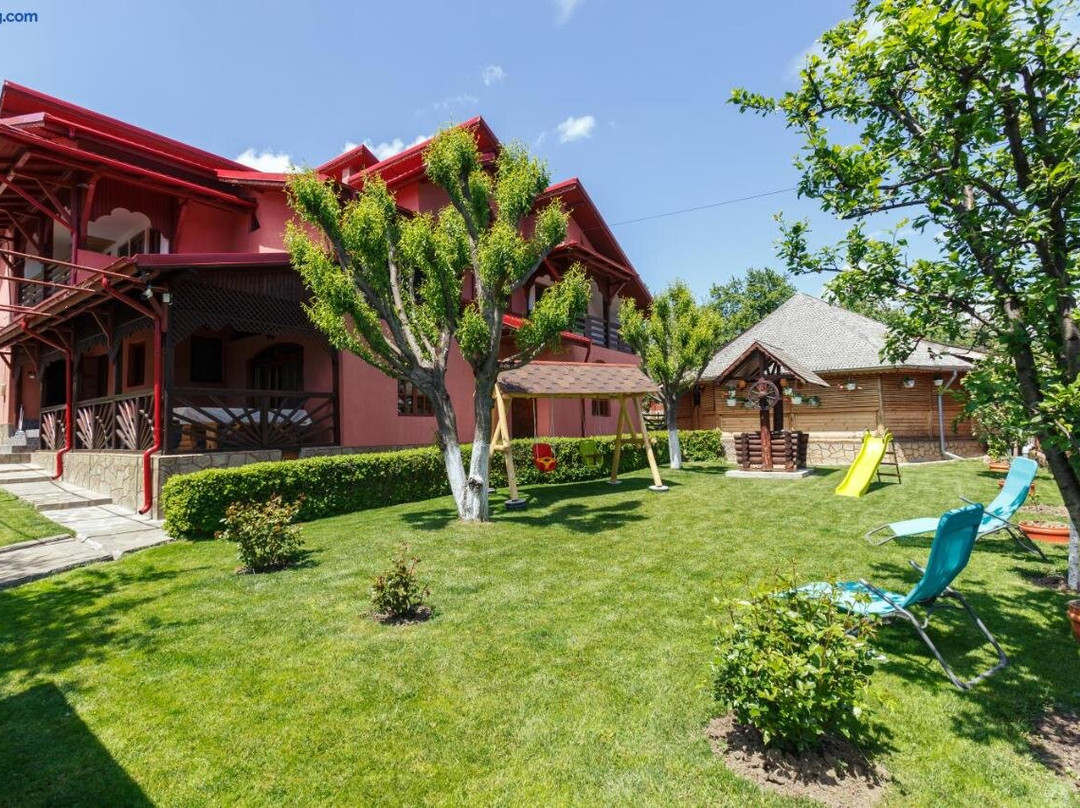 Casa Dintre Munti Karina