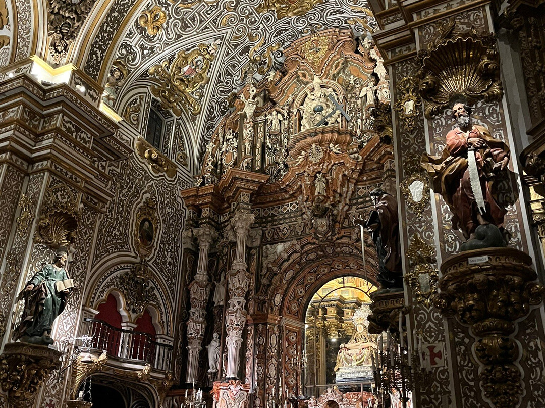 Basilica de Nuestra Senora de las Angustias-格拉纳达必去景点