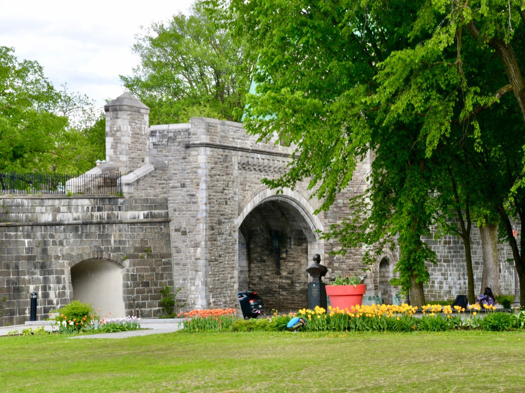 St. Louis Gate (Porte St. Louis)-魁北克市必去景点