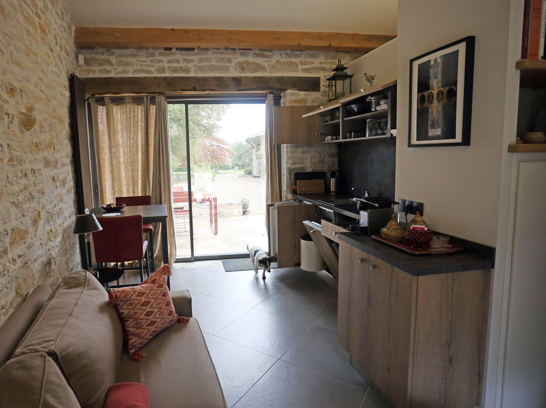 Domaine De Labarthe Guest House主图