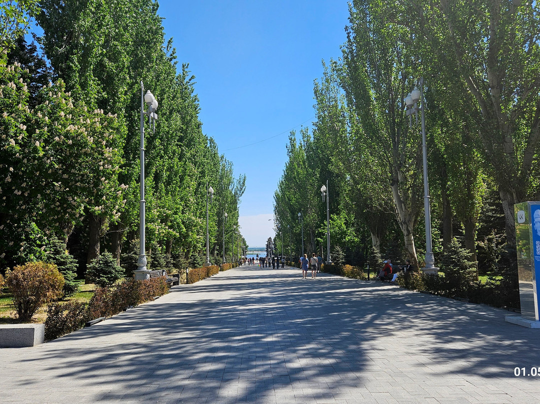 Alley of the Heroes景点图片