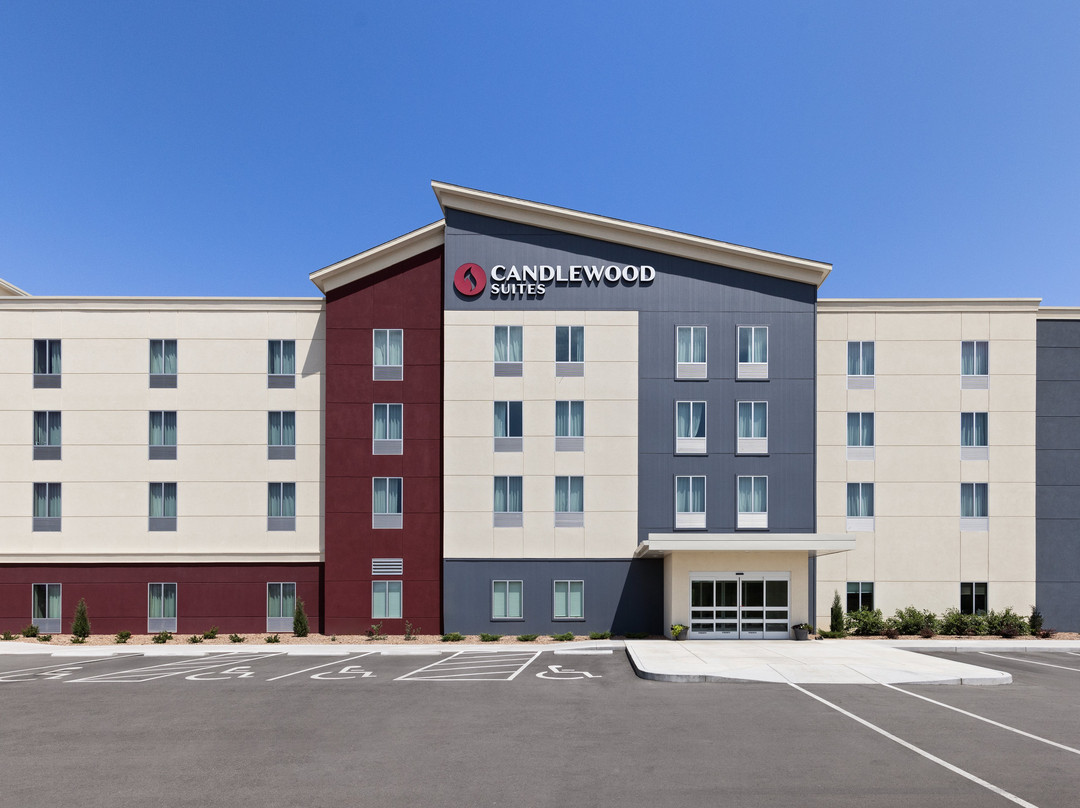 Candlewood Suites Mcpherson By IHG