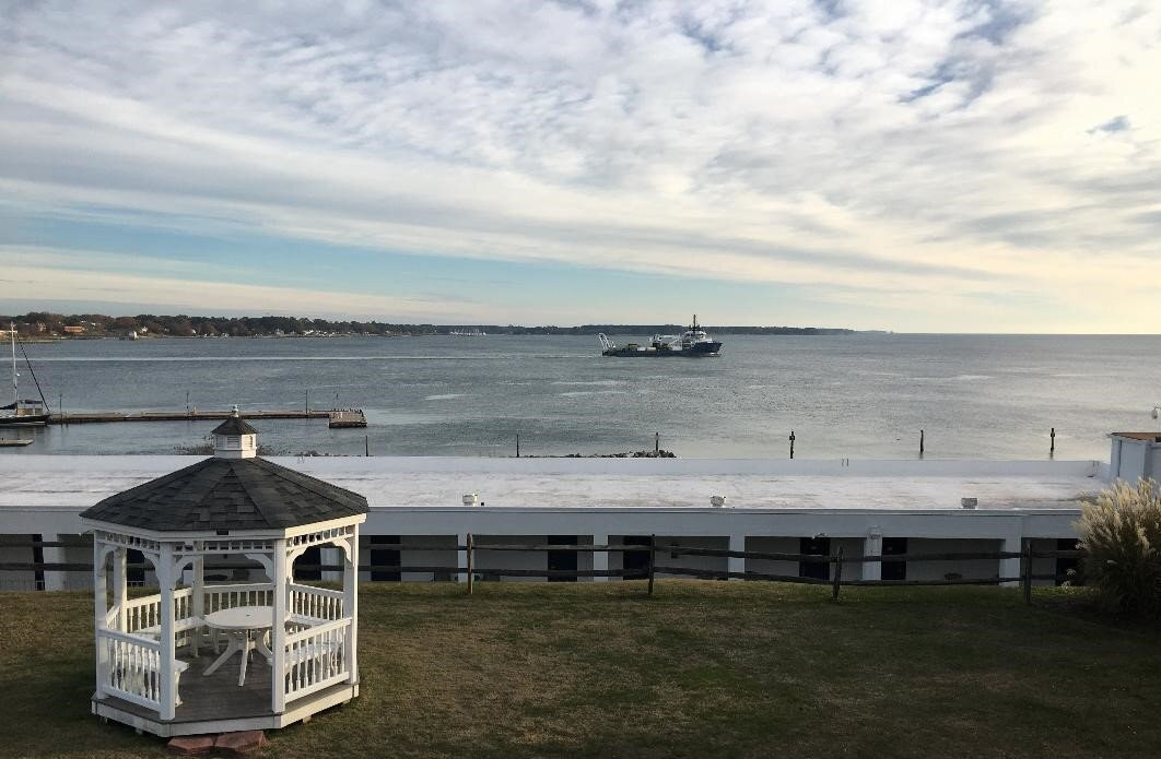 Yorktown Beach Hotel主图