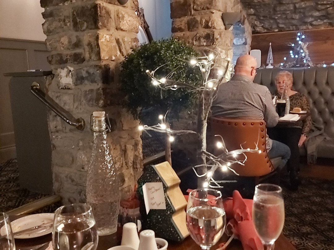 The Bear Hotel主图