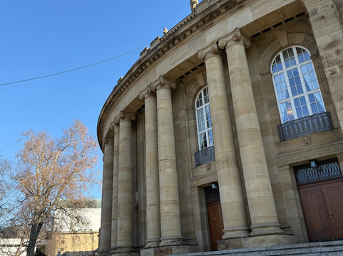 Can You Handle It Tours (CYHIT)-斯图加特必去景点