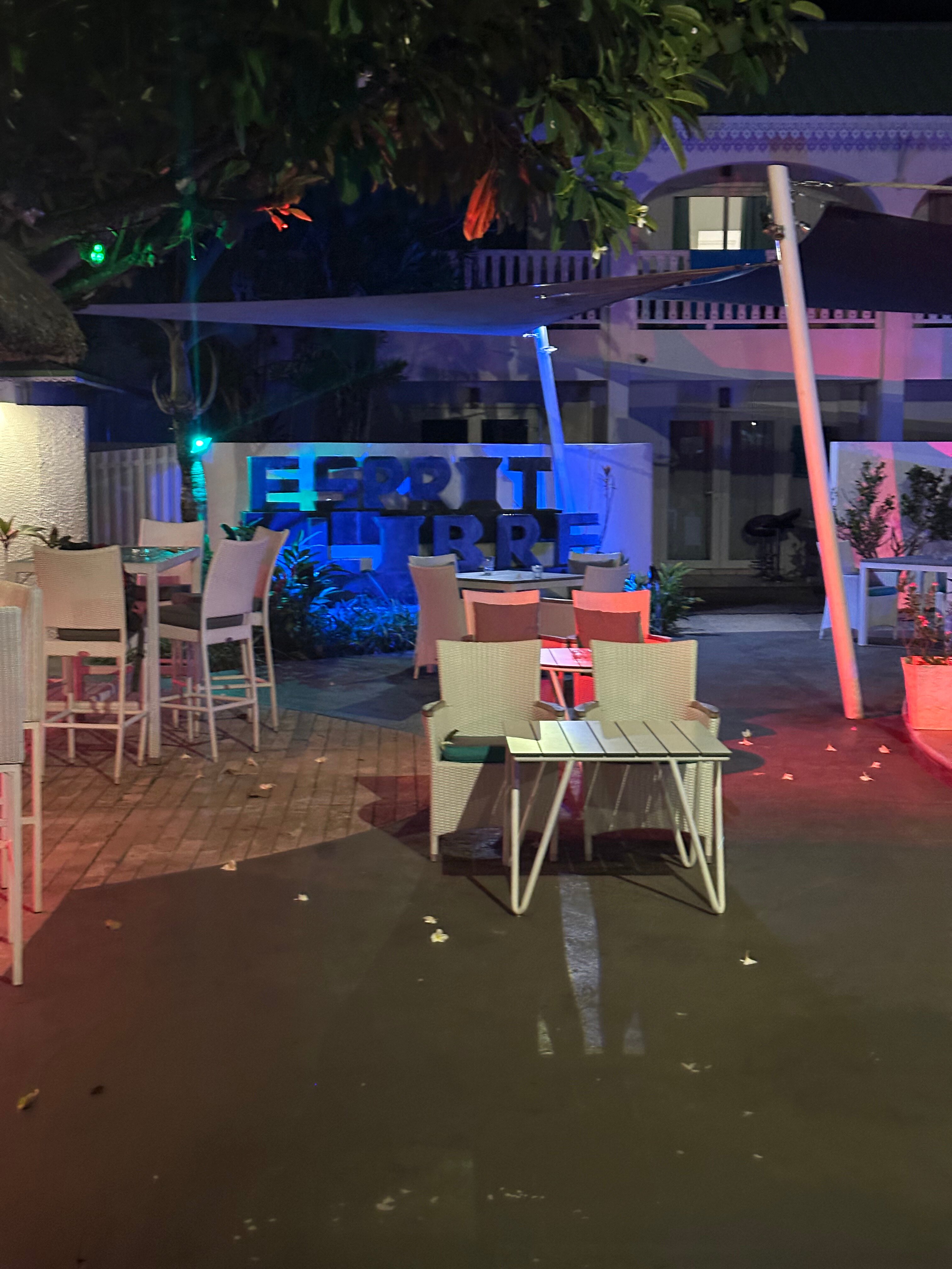 Esprit-Libre Restaurant & Guest-House-官方