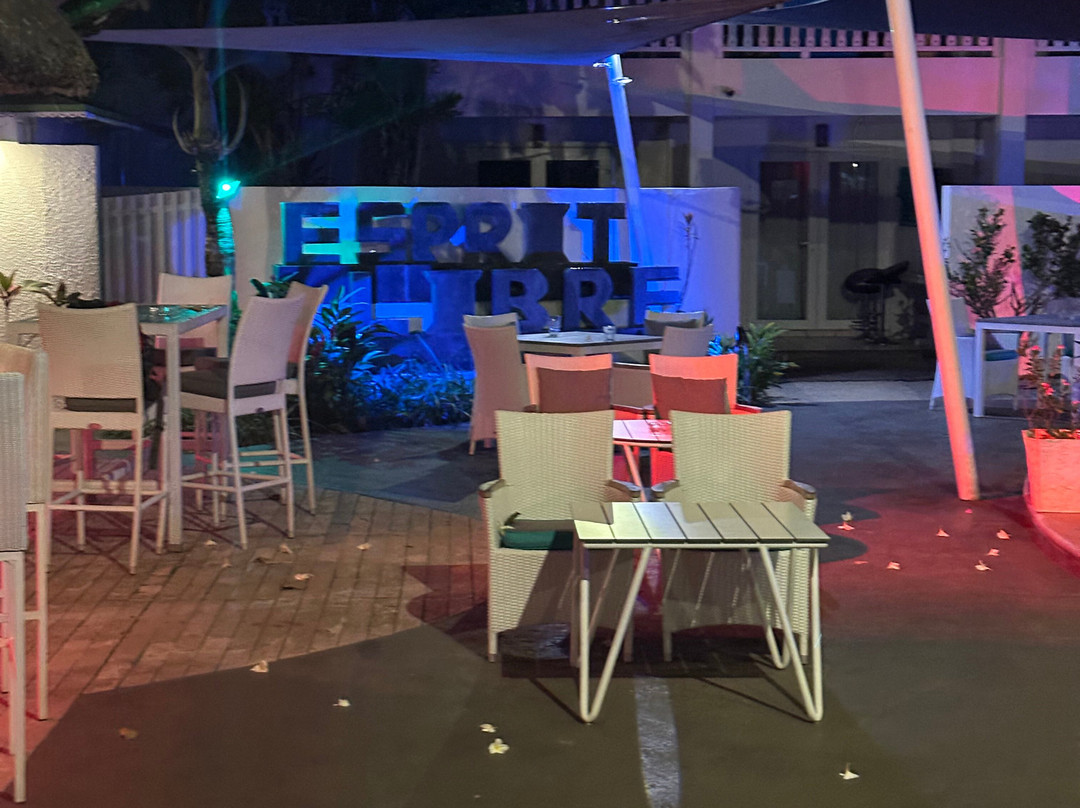 Esprit-Libre Restaurant & Guest-House主图