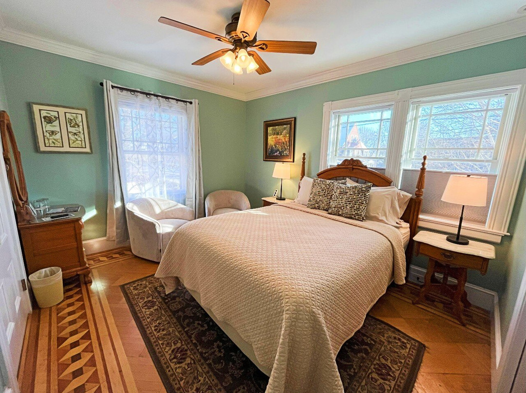 Saltair Inn Waterfront B&B主图