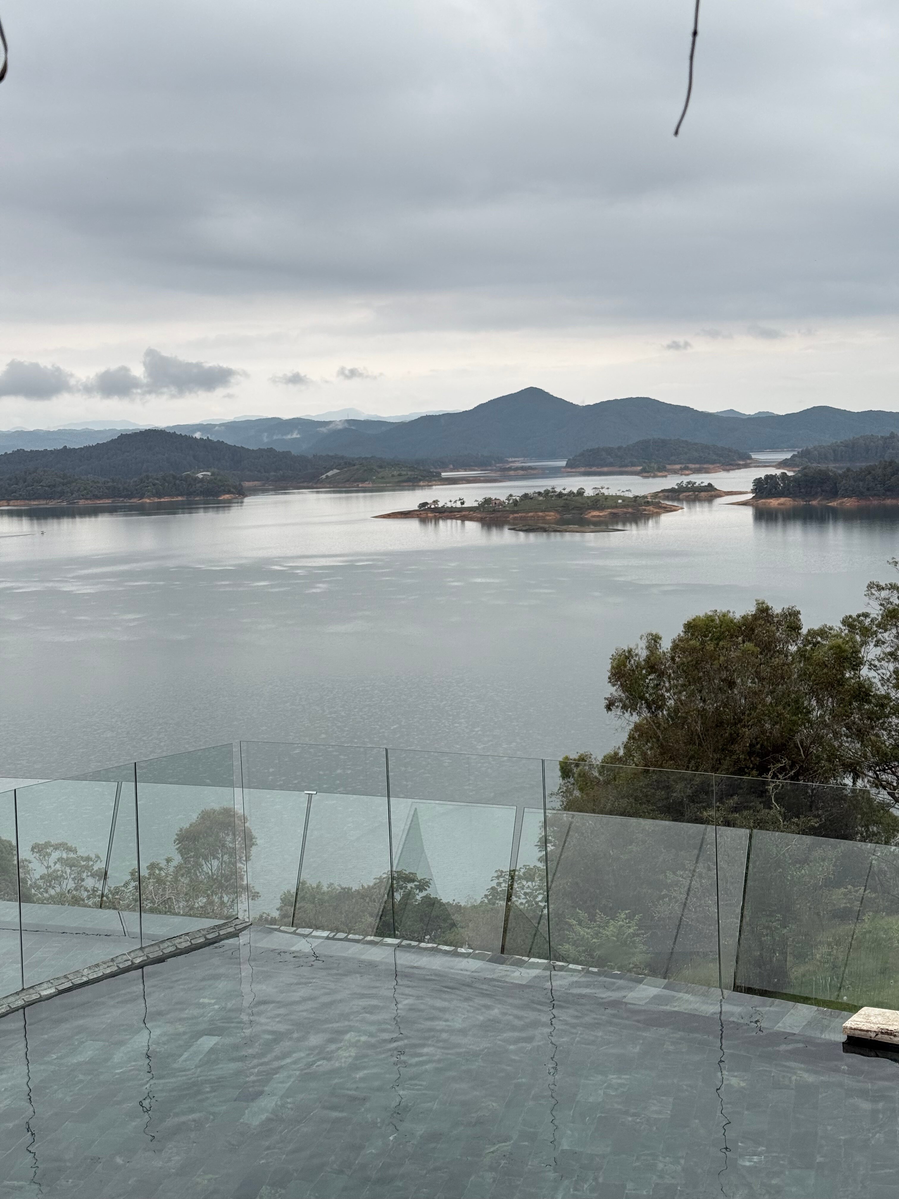 The Brown, Guatape, Autograph Collection-泳池