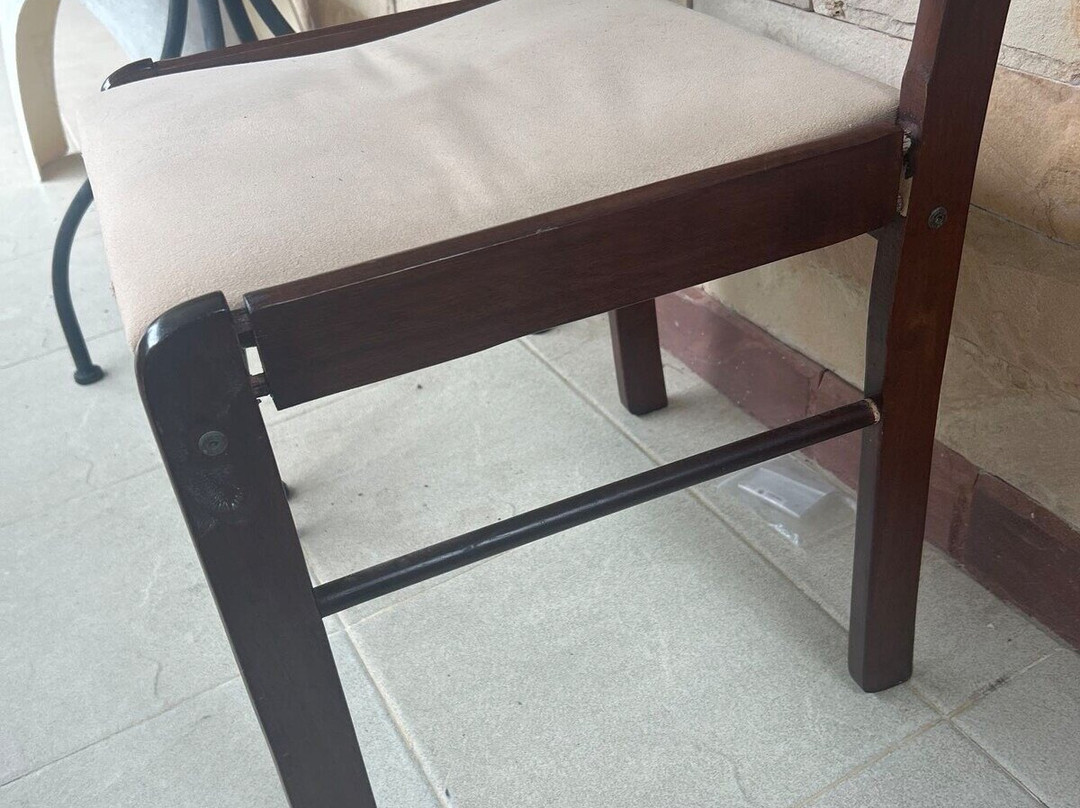 玉瓦迪度假酒店主图