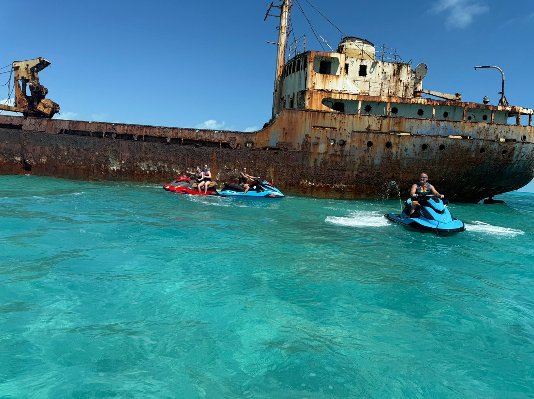Vitamin Sea Watersports Tci-Long Bay Hills必去景点