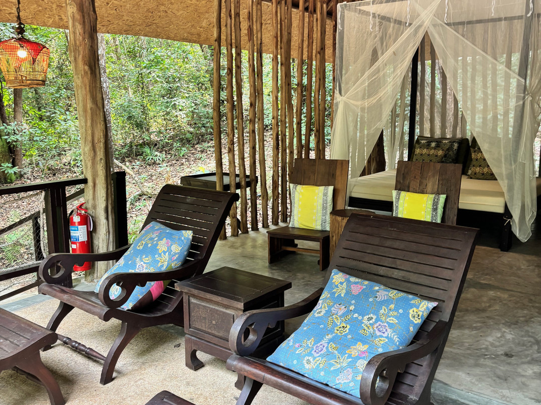 苏梅姚亚伊村主图