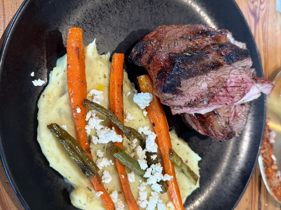 Ida Restaurant & Bar