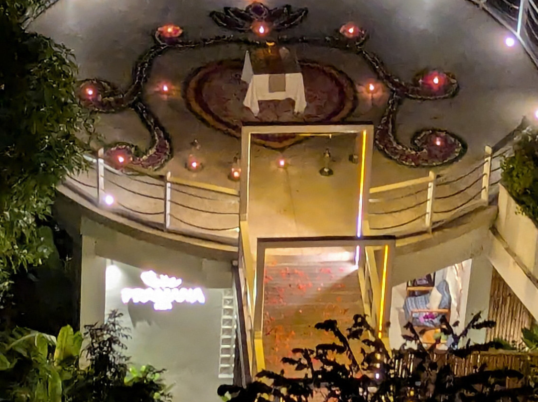 普拉玛纳自然努沙佩尼达酒店