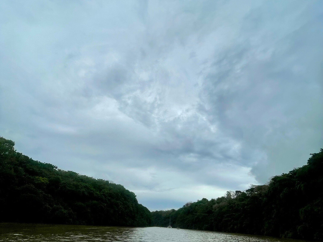 Grand River South East Waterfalls-博尚必去景点