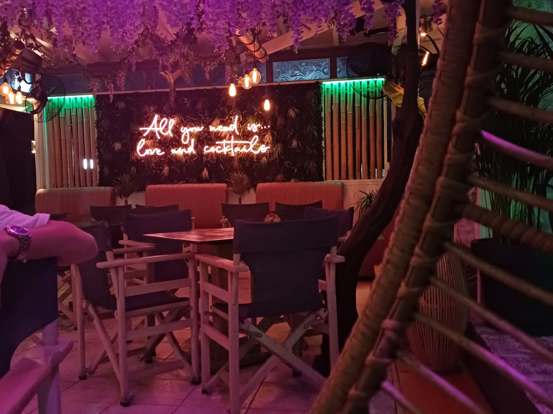 Karma Cocktail bar-Skala必去景点