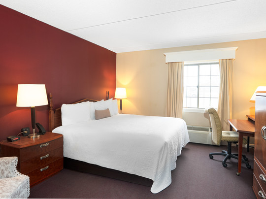 Fireside Inn & Suites West Lebanon主图