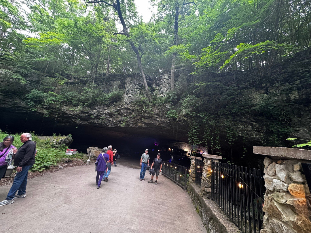 The Caverns-Pelham必去景点