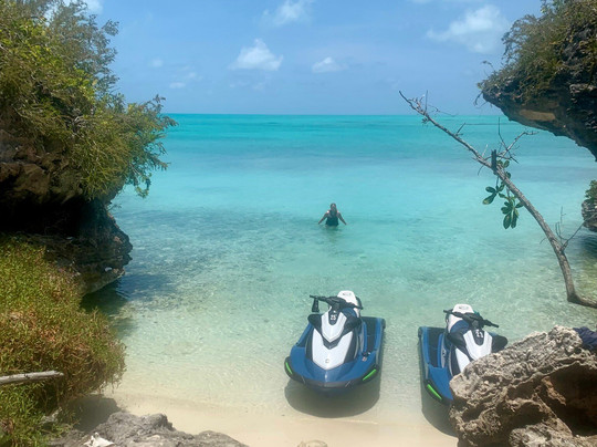 Five Cays Water Sports-普罗维登西亚莱斯必去景点