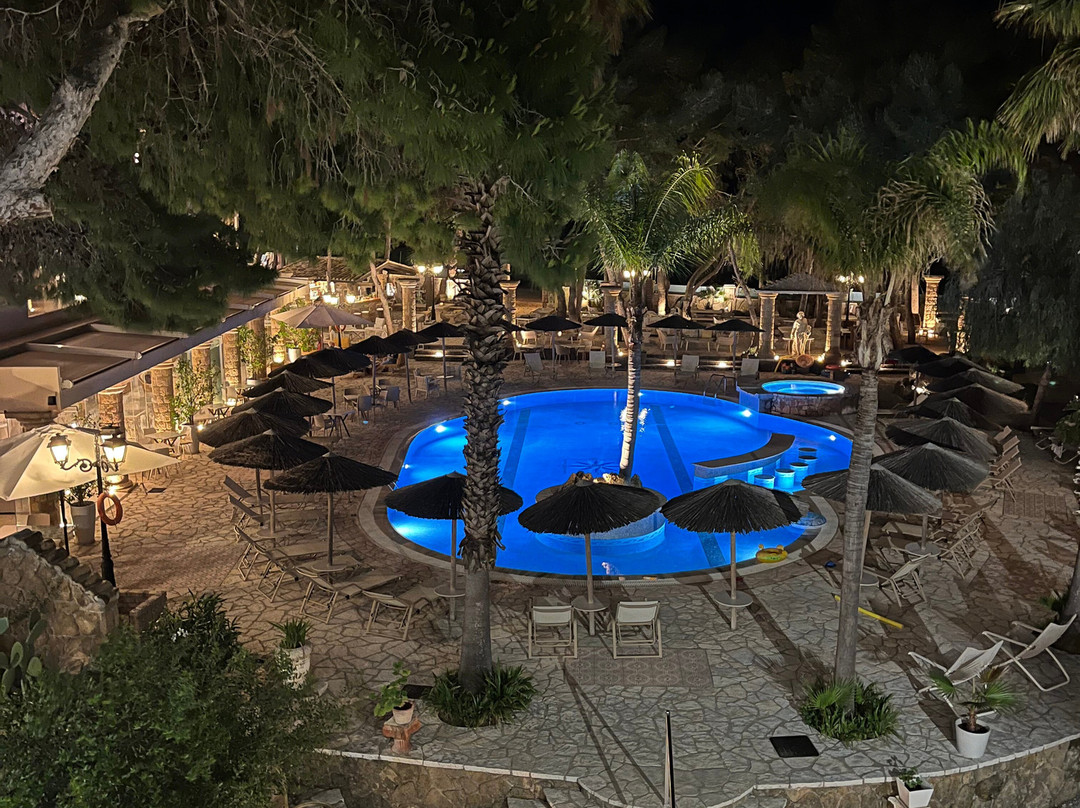 Vasilikos Beach Hotel主图