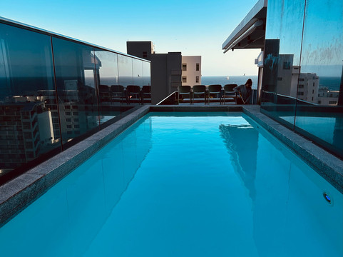 Latitude Aparthotel by Totalstay主图