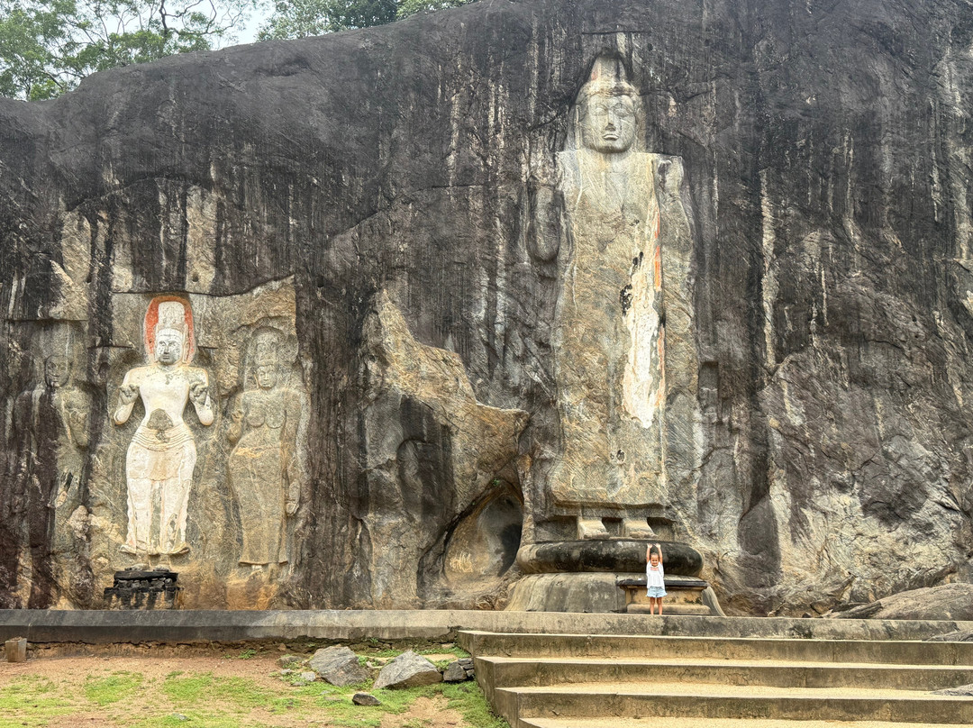 Sri Lanka Travel With Suresh-康提必去景点