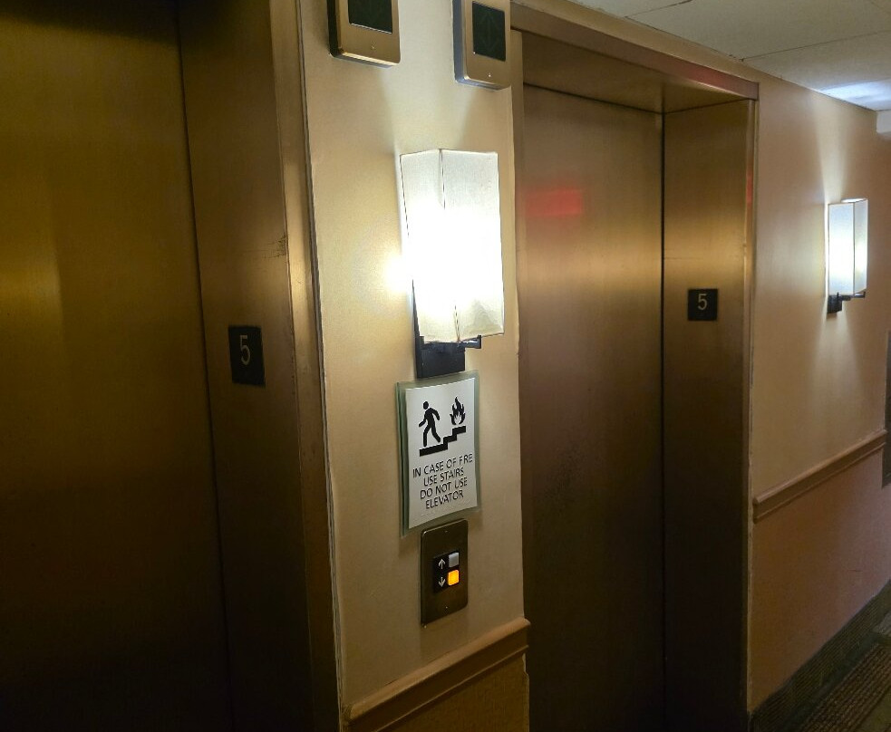 La Quinta Inn & Suites by Wyndham Boston Somerville主图