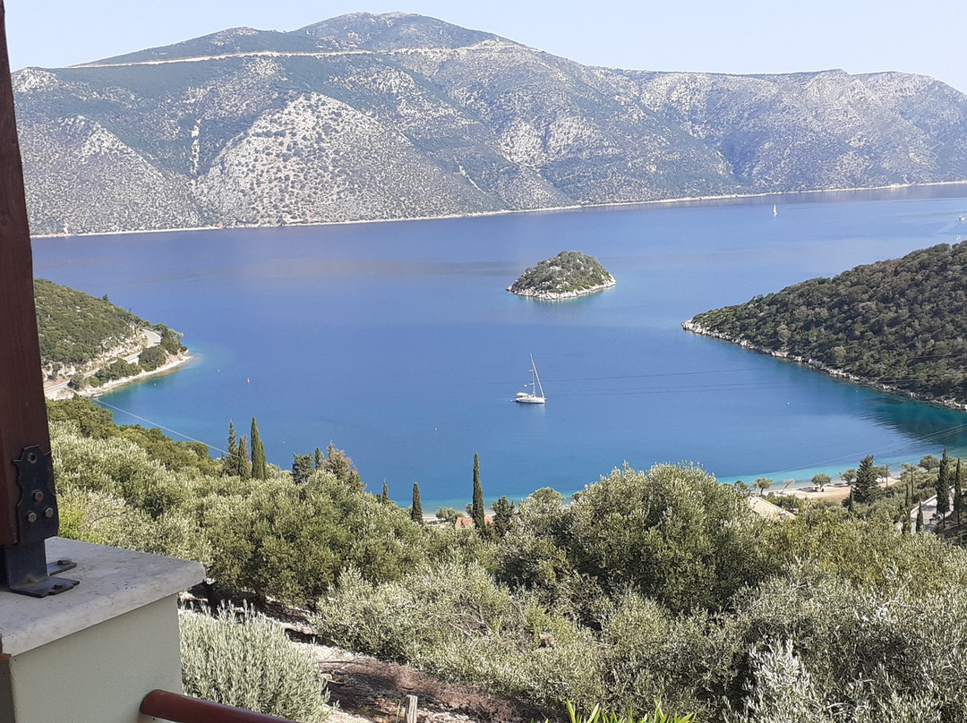 Eumaeus Ithaca Villas主图