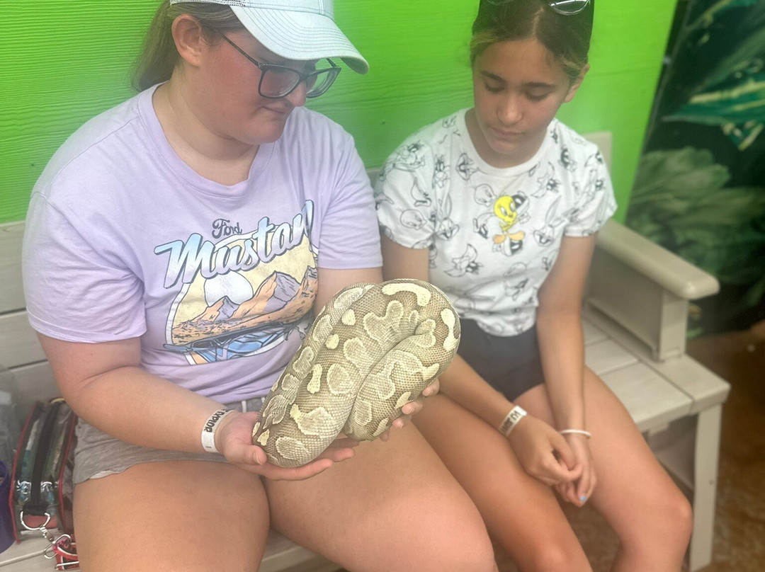 Branson's Promised Land Zoo-布兰森必去景点