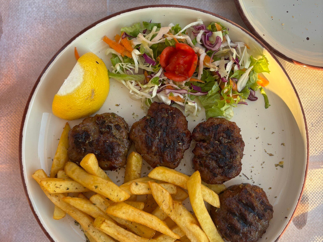 Rrapa's Grill Station