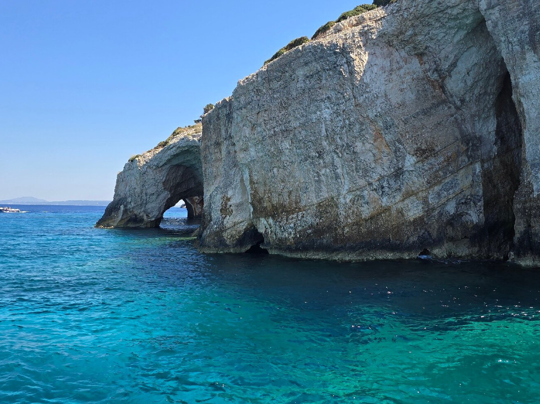 Theodosis Cruises-扎金索斯必去景点