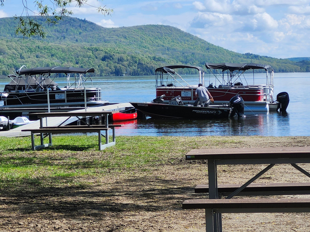 Location Des Quatre Lacs En Estrie-Ayer's Cliff必去景点