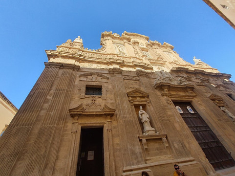 Hotel 33 Baroni主图