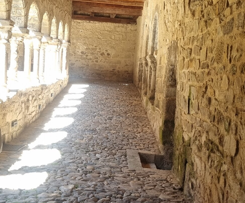 Abbaye de Lavaudieu-Lavaudieu必去景点