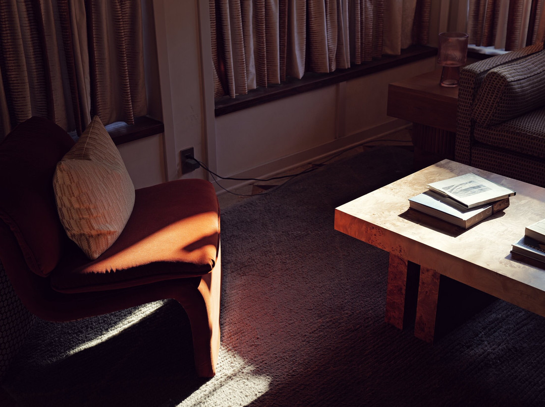 皇家太阳酒店主图