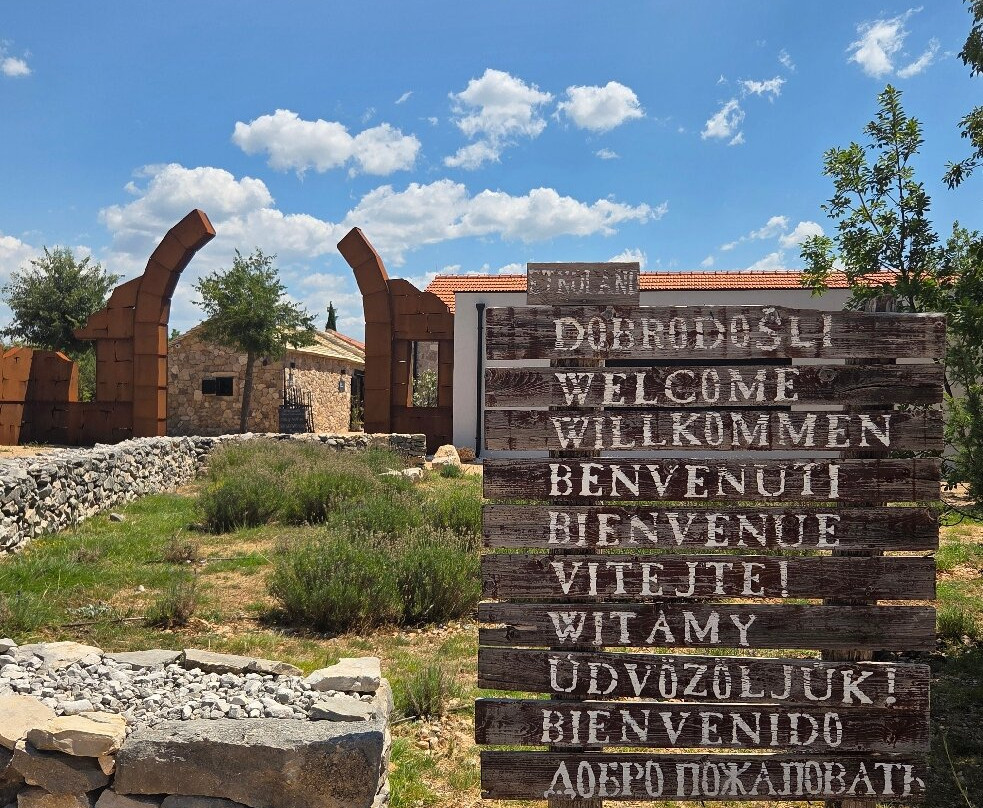 Etnoland-Pakovo Selo必去景点