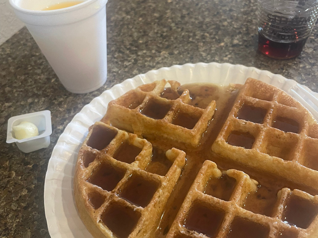 Super 8 by Wyndham Marshall主图