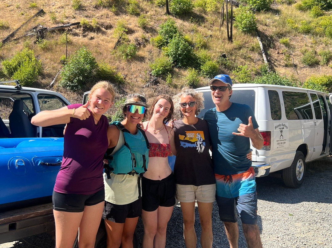 Blue Sky Whitewater Rafting-Estacada必去景点