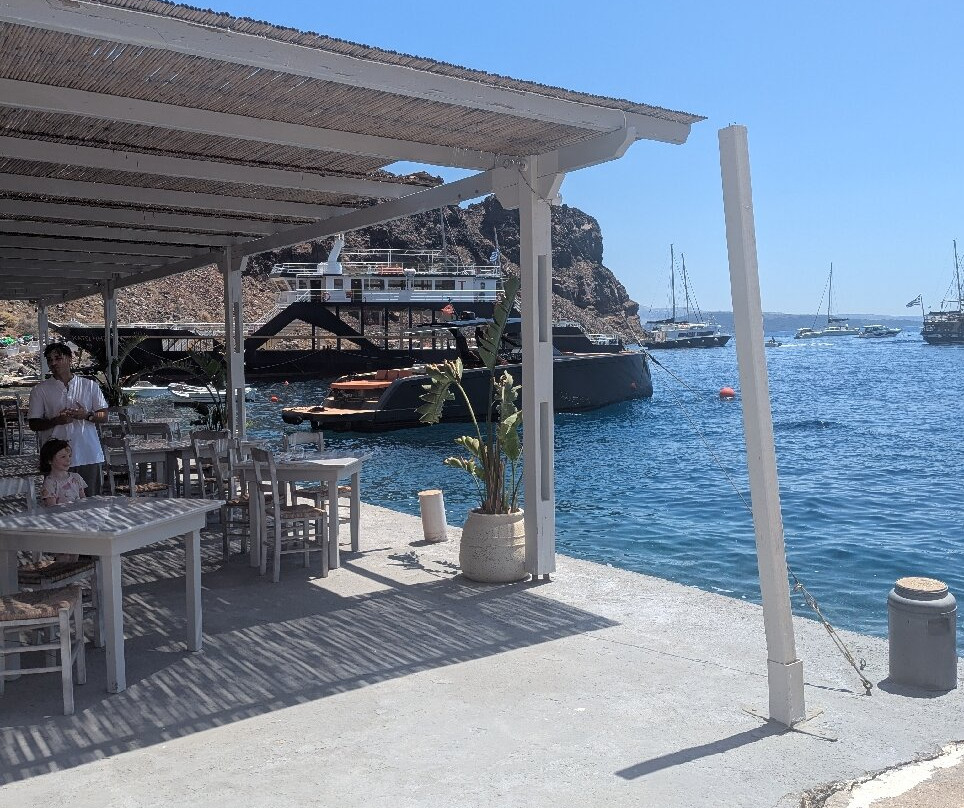 Qhera-锡拉夏岛必去景点