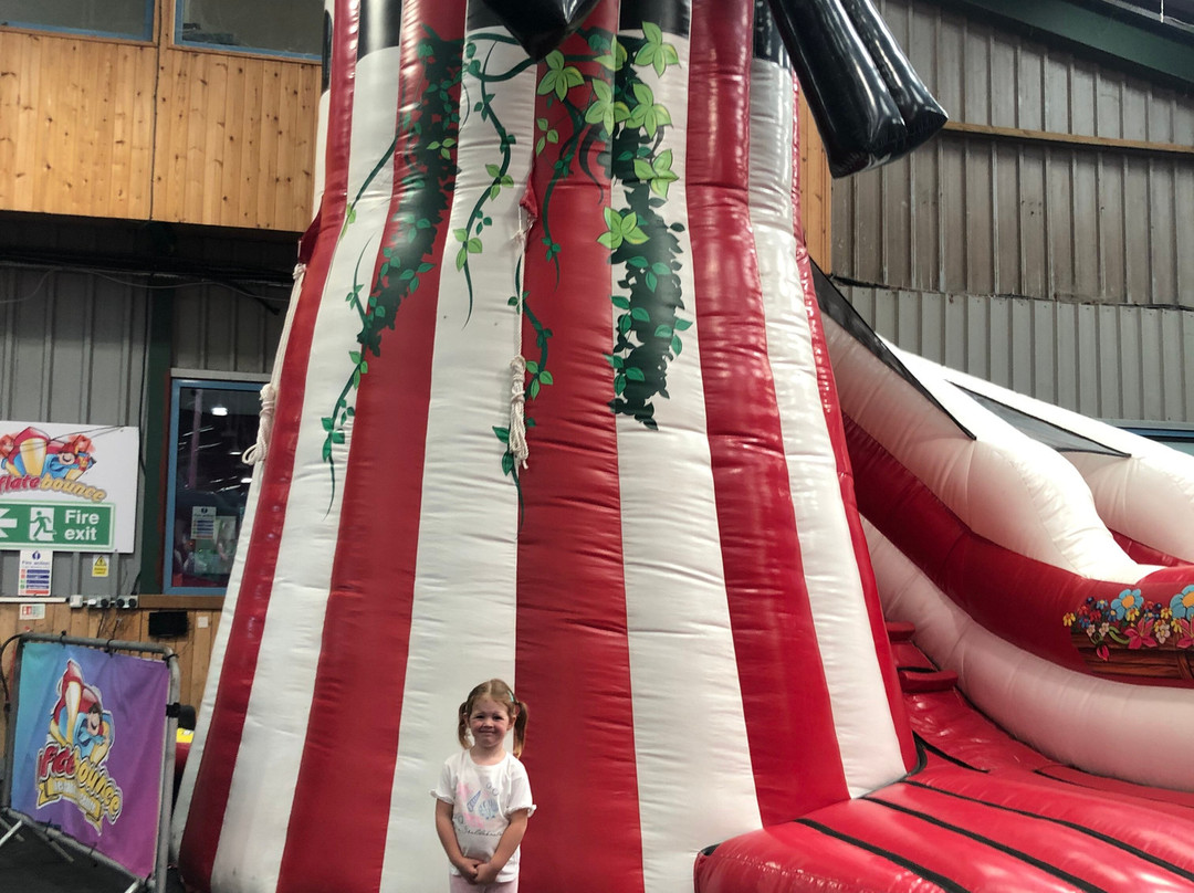 Inflatebounce-Wyton必去景点