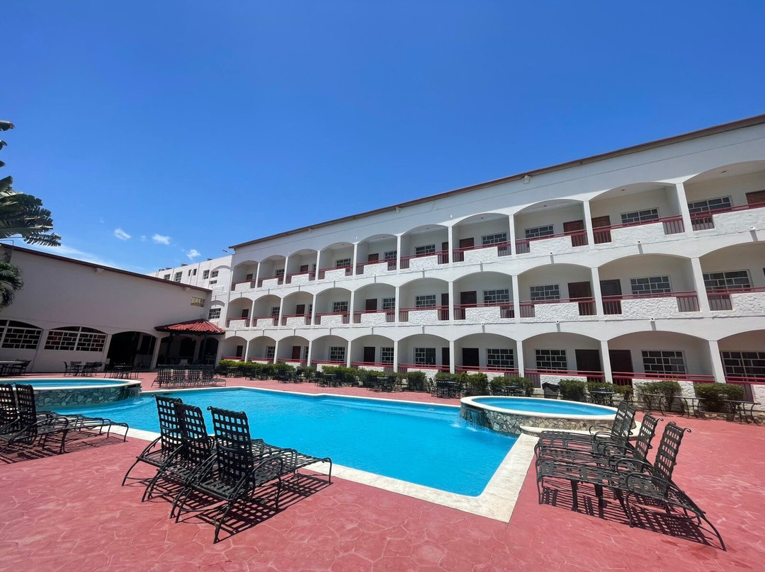 Hotel Novus Caoba主图