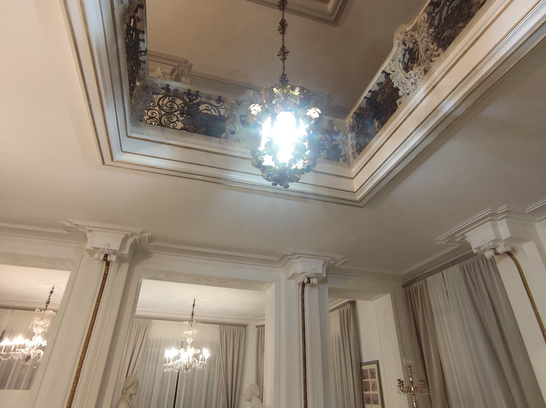 博尔基别墅酒店主图