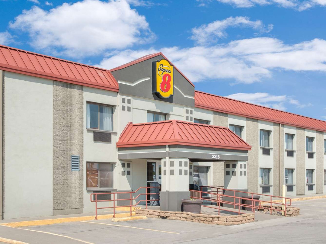 Super 8 by Wyndham Marshalltown