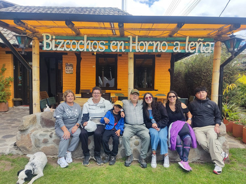 Go 4 Shuttle-基多必去景点