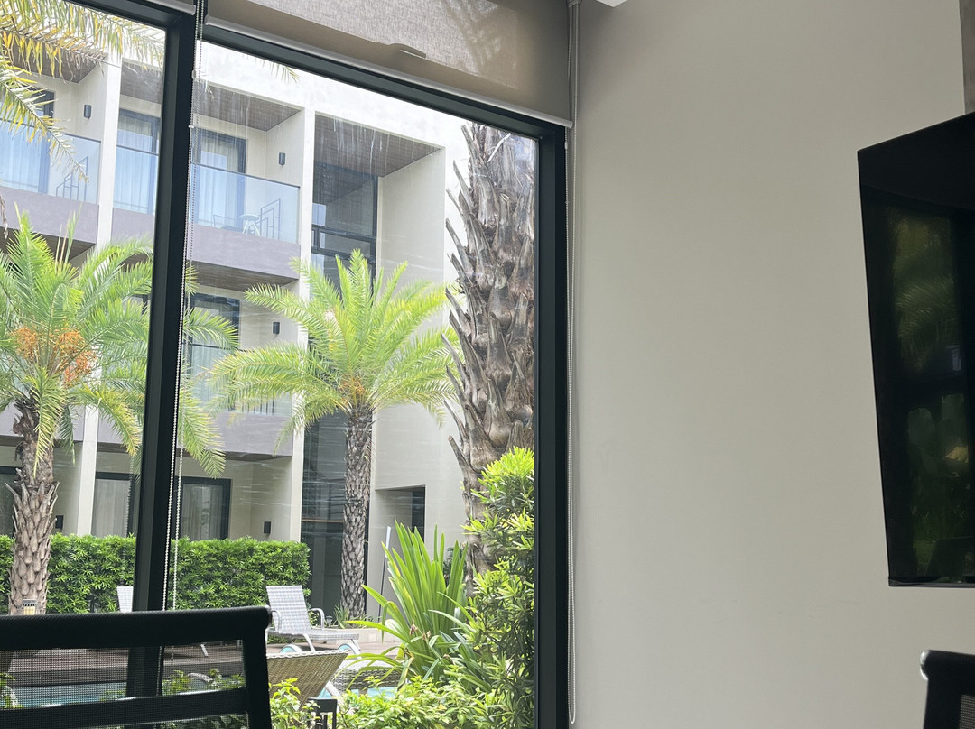 The Maximilian Hotel主图