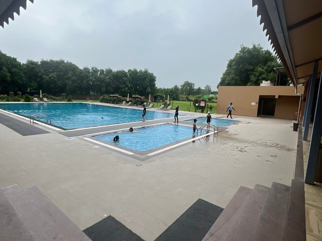 Devka Beach Resort主图