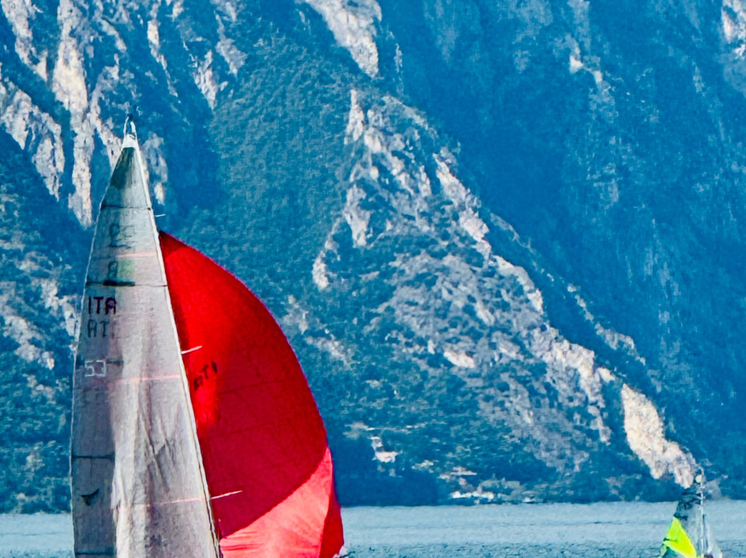 WWWind Square Malcesine-马切尔西涅必去景点