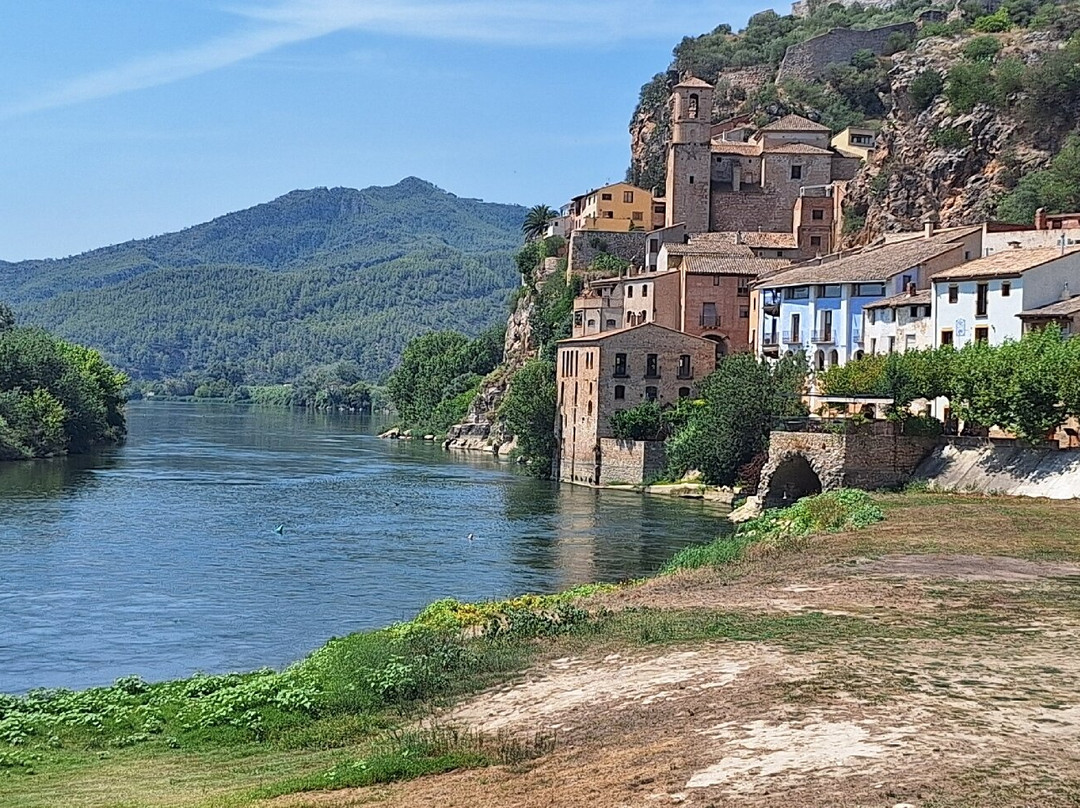 Pas de la Barca-Miravet必去景点